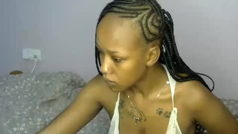 Snapshot of prettyley chatting on May 17, 2026, 4:14 pm prettyley online show from May 17, 2026, 4:14 pm