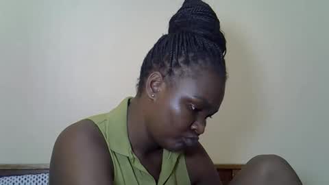 LILIAN online show from April 24, 2026, 1:57 pm