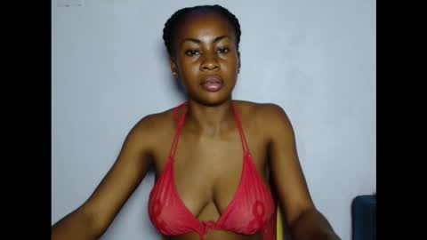 evelyn online show from November 18, 2025, 4:00 pm