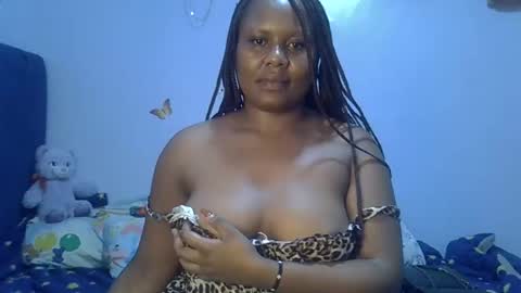 Snapshot of prettymel1 chatting on March 22, 2026, 5:27 pm prettymel1 online show from March 22, 2026, 5:27 pm