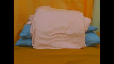 Snapshot of prettynhing chatting on October 24, 2025, 2:46 pm Nhing online show from October 24, 2025, 2:46 pm