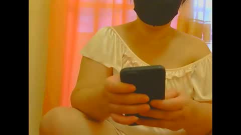 Snapshot of prettynhing chatting on November 16, 2025, 1:44 am Nhing online show from November 16, 2025, 1:44 am