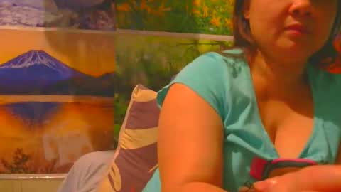 Snapshot of prettynhing chatting on November 28, 2025, 3:58 pm Nhing online show from November 28, 2025, 3:58 pm