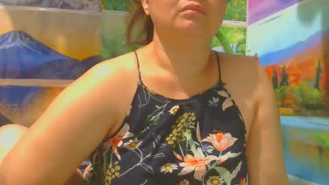 Snapshot of prettynhing chatting on December 4, 2025, 1:42 pm Nhing online show from December 4, 2025, 1:42 pm