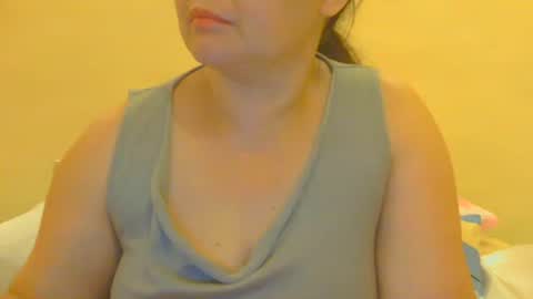 Snapshot of prettynhing chatting on January 17, 2026, 3:50 pm Nhing online show from January 17, 2026, 3:50 pm
