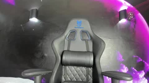 Snapshot of prettypervyx chatting on December 1, 2024, 5:46 pm Laura Onlyfans 40OFF online show from December 1, 2024, 5:46 pm