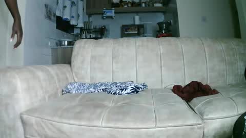 prettyreen online show from November 5, 2025, 4:29 pm