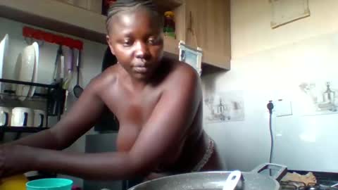 prettyreen online show from February 8, 2026, 1:47 pm