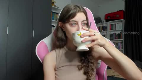 Sophie  next stream will be at Monday  i will wait you guys  online show from March 9, 2026, 5:44 am