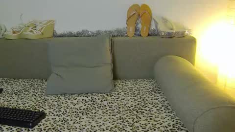 prettyvanessa online show from January 6, 2026, 7:45 am