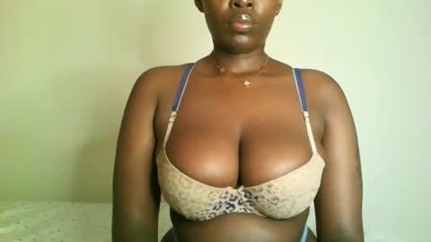 Snapshot of prettyvishy chatting on November 28, 2025, 7:55 am prettyvishy online show from November 28, 2025, 7:55 am