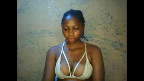 Snapshot of prettyxxpac chatting on February 23, 2026, 6:05 pm prettyxxpac online show from February 23, 2026, 6:05 pm