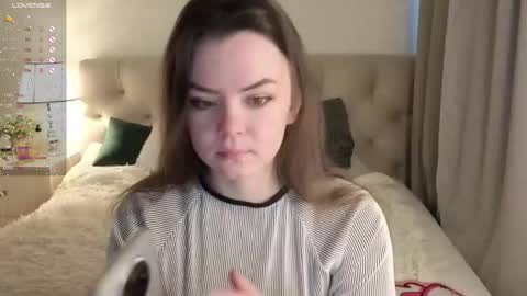 Snapshot of prettyyy_kitty chatting on February 19, 2026, 2:18 am Kitty online show from February 19, 2026, 2:18 am