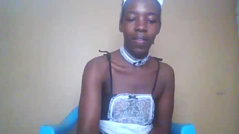 Snapshot of prettyzuzu chatting on September 12, 2025, 6:46 am prettyzuzu online show from September 12, 2025, 6:46 am