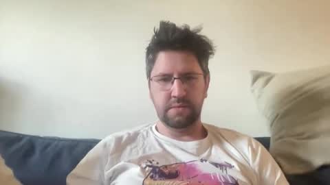 Snapshot of previewh chatting on March 28, 2026, 1:43 pm PreviewH online show from March 28, 2026, 1:43 pm