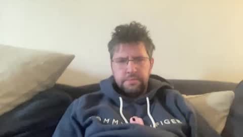 Snapshot of previewh chatting on April 3, 2026, 10:57 am PreviewH online show from April 3, 2026, 10:57 am