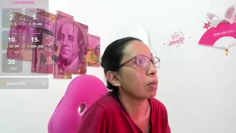 Snapshot of pricesa_milf chatting on January 31, 2026, 7:11 pm Princessa online show from January 31, 2026, 7:11 pm