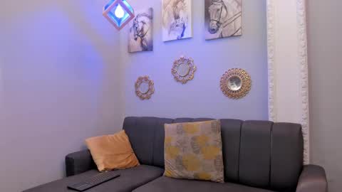 prince_arthur77 online show from February 9, 2025, 12:41 pm