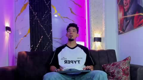 prince_arthur77 online show from July 12, 2026, 4:31 pm