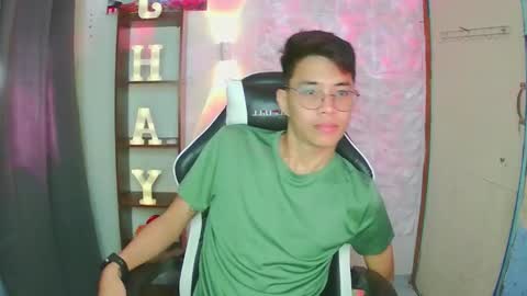 Snapshot of prince_harrison chatting on October 19, 2025, 12:55 am prince_harrison online show from October 19, 2025, 12:55 am