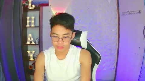 Snapshot of prince_harrison chatting on October 21, 2025, 10:54 pm prince_harrison online show from October 21, 2025, 10:54 pm