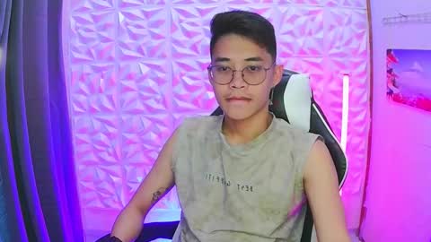 Snapshot of prince_harrison chatting on November 10, 2025, 4:33 am prince_harrison online show from November 10, 2025, 4:33 am