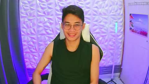 Snapshot of prince_harrison chatting on November 27, 2025, 5:37 pm prince_harrison online show from November 27, 2025, 5:37 pm