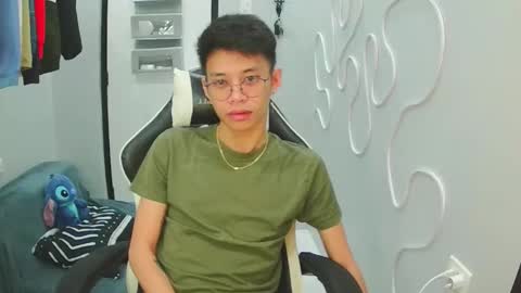 Snapshot of prince_harrison chatting on March 18, 2026, 5:49 pm prince_harrison online show from March 18, 2026, 5:49 pm