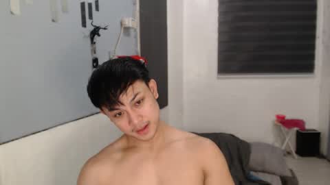 Prince Adrian online show from November 7, 2025, 10:04 am