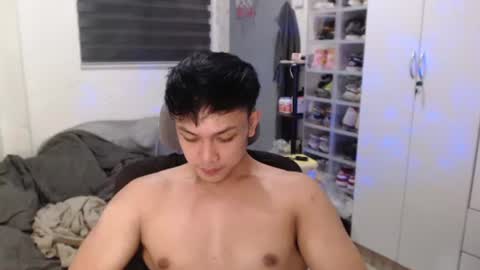 Snapshot of princeadrianx chatting on July 8, 2026, 7:35 am Prince Adrian online show from July 8, 2026, 7:35 am
