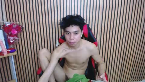 princes_henry online show from February 19, 2025, 5:06 pm