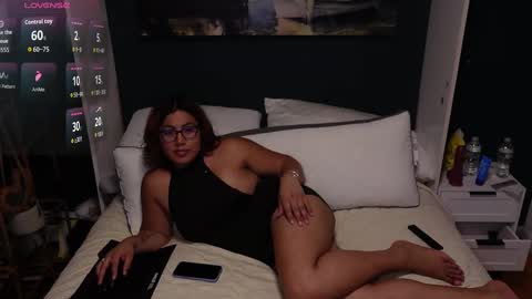 Princesa Ari online show from November 2, 2025, 4:59 am