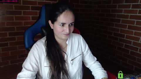 Leia online show from October 17, 2025, 10:12 pm