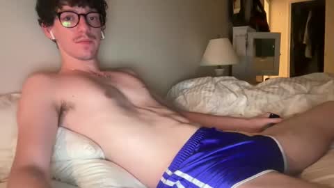 Peaches online show from October 6, 2025, 1:03 am