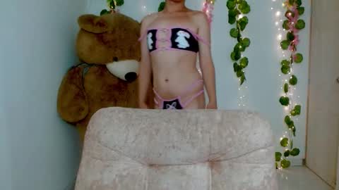 Snapshot of princess1609 chatting on February 5, 2026, 2:00 pm princess1609 online show from February 5, 2026, 2:00 pm