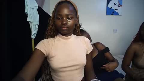 princess online show from December 15, 2025, 6:12 pm