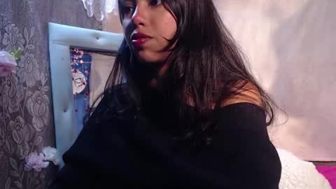  Elia  online show from December 14, 2025, 12:16 am