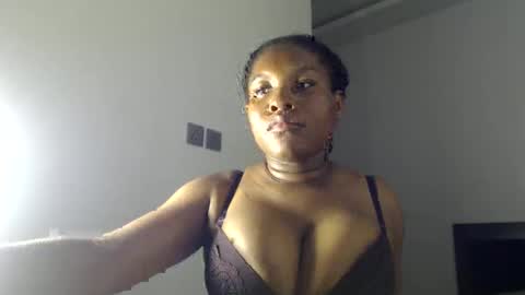 Karina online show from April 11, 2026, 8:02 pm