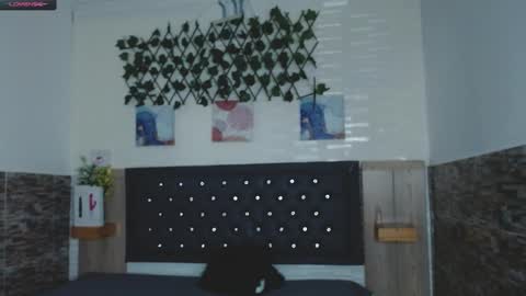 Snapshot of princess_martinez chatting on December 4, 2024, 5:22 pm Princess Martinez online show from December 4, 2024, 5:22 pm