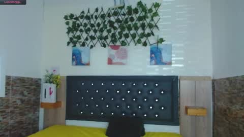 Snapshot of princess_martinez chatting on December 11, 2024, 4:31 pm Princess Martinez online show from December 11, 2024, 4:31 pm