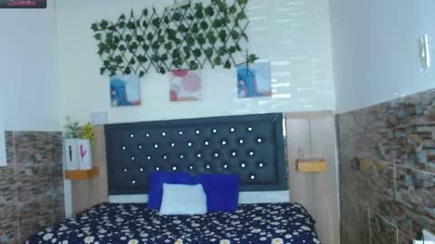 Snapshot of princess_martinez chatting on February 14, 2025, 3:47 pm Princess Martinez online show from February 14, 2025, 3:47 pm