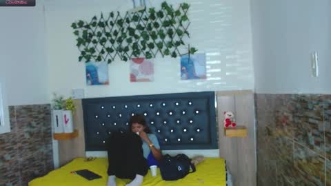 Snapshot of princess_martinez chatting on March 4, 2025, 3:37 pm Princess Martinez online show from March 4, 2025, 3:37 pm