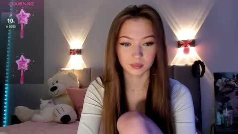 Snapshot of princess_nier chatting on September 19, 2025, 6:08 pm Princess Diana online show from September 19, 2025, 6:08 pm