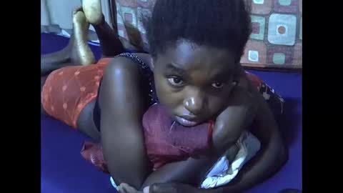 Snapshot of princess_scovia chatting on October 26, 2025, 7:20 pm princess_scovia online show from October 26, 2025, 7:20 pm