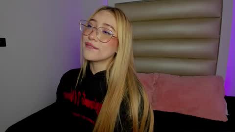 Snapshot of princess_tokyo_ chatting on January 7, 2026, 9:17 pm princess_tokyo_ online show from January 7, 2026, 9:17 pm