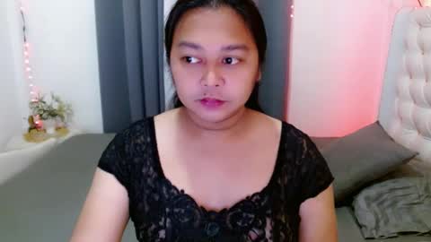 Snapshot of princessaimi69 chatting on January 16, 2025, 12:02 am Aimi online show from January 16, 2025, 12:02 am