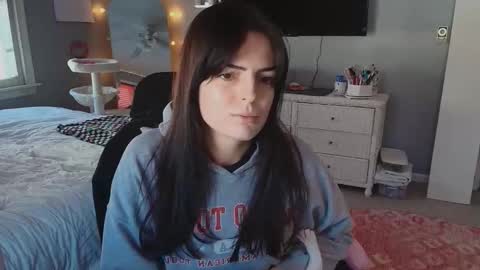 Snapshot of princesselysia99 chatting on February 9, 2026, 3:38 pm Princess Elysia online show from February 9, 2026, 3:38 pm