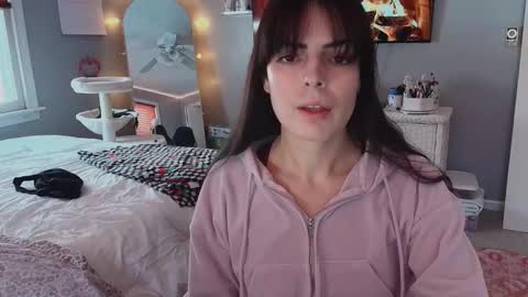 Snapshot of princesselysia99 chatting on February 10, 2026, 4:11 pm Princess Elysia online show from February 10, 2026, 4:11 pm