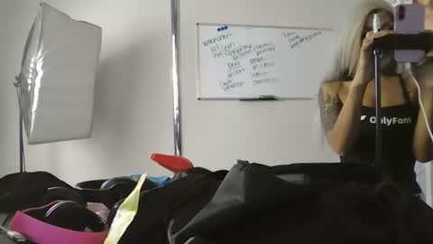 princesskimami online show from October 13, 2025, 11:05 pm