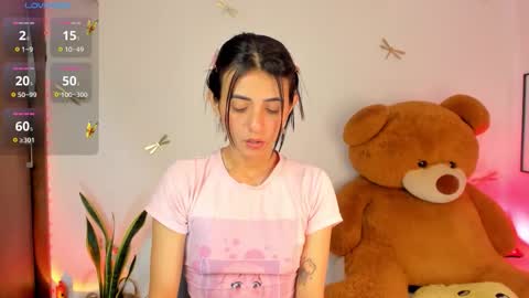 princessluna_14 online show from December 18, 2025, 8:48 pm